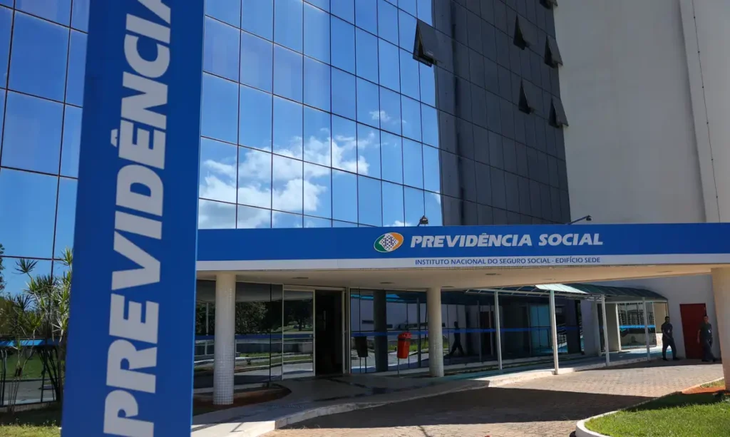 FABIO RODRIGUES-POZZEBOM/ AGÊNCIA BRASIL